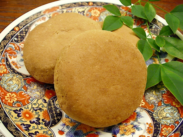Tannafakuru: Okinawa’s Soft Black Sugar Cookie with a Story in Its Name